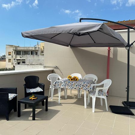 Casa Vacanze La Perla Rara ตารันโต ภายนอก รูปภาพ
