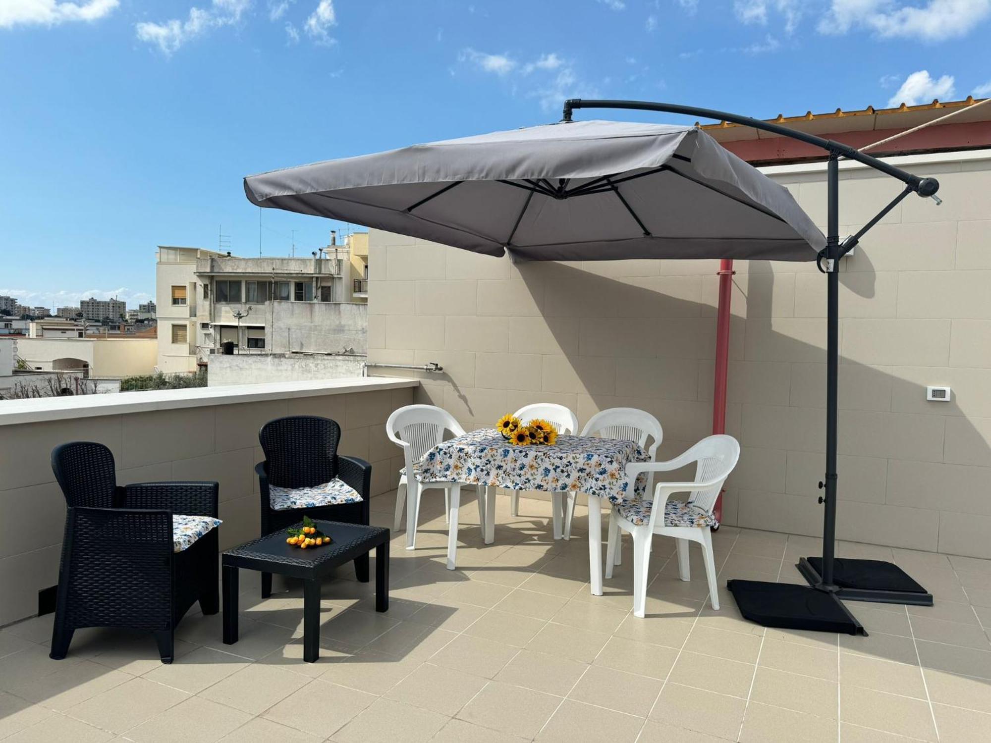 Casa Vacanze La Perla Rara ตารันโต ภายนอก รูปภาพ